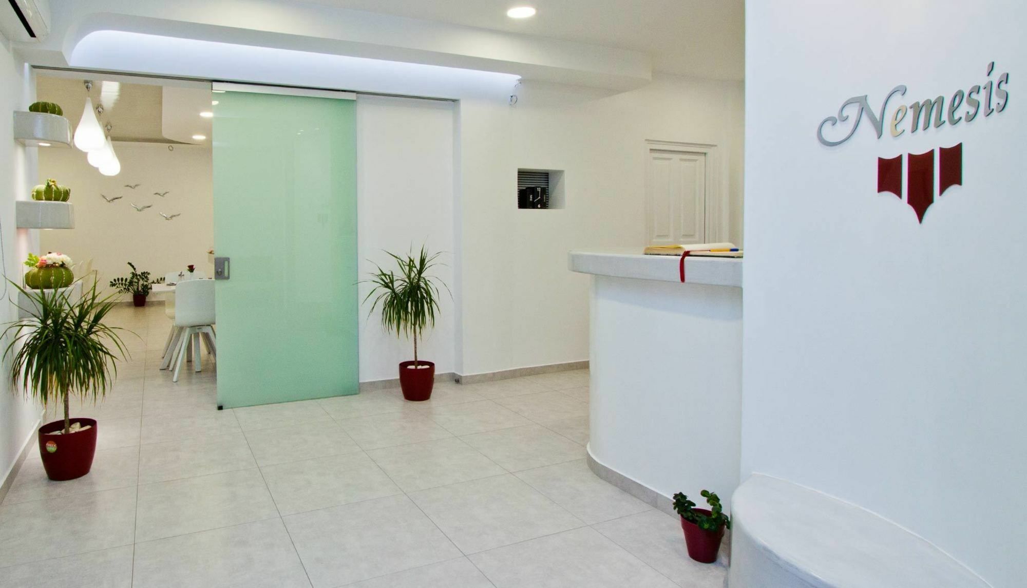 Nemesis Aparthotel Fira  Bagian luar foto